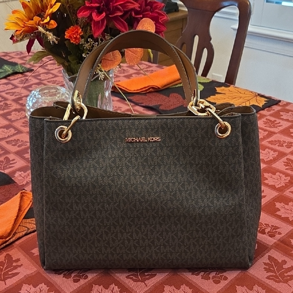 Michael Kors Dark Brown Tote with Gold Accents. NWOT